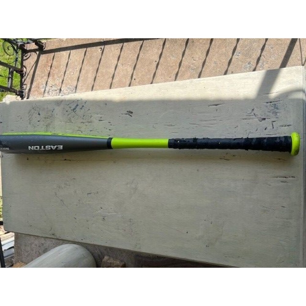 Easton S500 (-3) Baseball Bat 33" x 30oz Dia 2 5/8" BB14S500 (need grip)